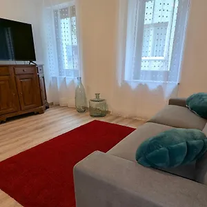 Spazioso E Completo Appartamento Con 3 Camere, Doppi Servizi, Fino A 8 Posti Letto Pedavena
